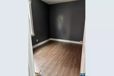 602 Chancellor Avenue, Irvington, NJ 07111 - Photo 8