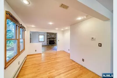 57 N Crest Drive, Cresskill, NJ 07626 - Photo 4