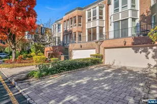 55 Victoria Pl, Fort Lee, NJ 07024 - Photo 2