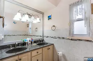 431 Blanchard Terrace, Hackensack, NJ 07601 - Photo 18