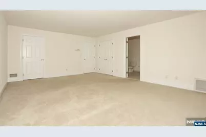 136 Stonegate Trail 37 #37, Cresskill, NJ 07626 - Photo 28