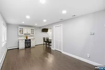 473 Lincoln Drive, Paramus, NJ 07652 - Photo 8