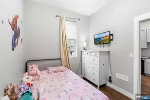 402 Cliff St, Fairview, NJ 07022 - Photo 12