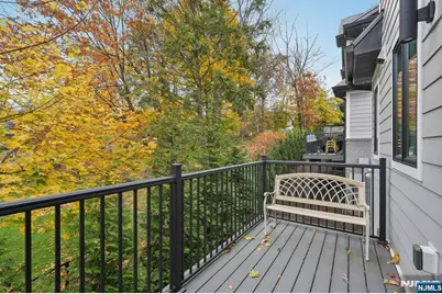 555 Edgewater Avenue 103 Reserve Ct. #103 Reserve Ct., Ridgefield, NJ 07657 - Photo 46