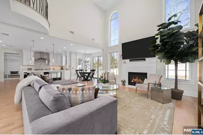 319 Franklin Place, Paramus, NJ 07652 - Photo 16