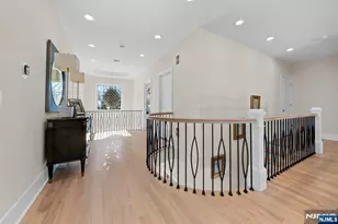 319 Franklin Pl, Paramus, NJ 07652 - Photo 22