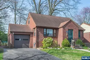 153 Madison Ave, Rochelle Park Township, NJ 07662 - Photo 12