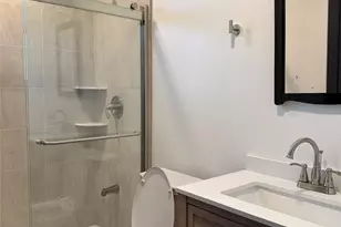 27 Emerald St, Hackensack, NJ 07601 - Photo 8