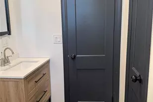 27 Emerald St, Hackensack, NJ 07601 - Photo 10