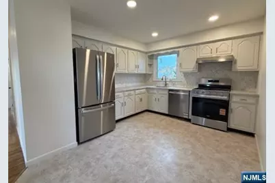 310 Broad Street 2 #2, Carlstadt, NJ 07072 - Photo 6