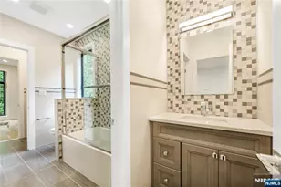 10 Big Ramapo Rd, Saddle River, NJ 07458 - Photo 18