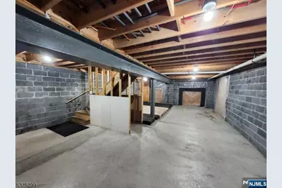 128 Big Piece Road, Fairfield, NJ 07004 - Photo 24