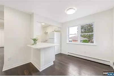 234 Lawton Avenue 1 #1, Cliffside Park, NJ 07010 - Photo 6