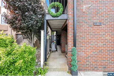 232 Lawton Avenue 2 #2, Cliffside Park, NJ 07010 - Photo 2