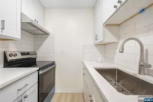 232 Lawton Ave 6, Cliffside Park, NJ 07010 - Photo 4