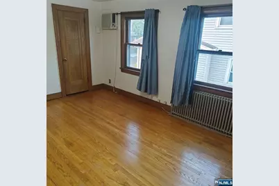40 17th 2nd Floor #2nd Floor, Prospect Park, NJ 07508 - Photo 4