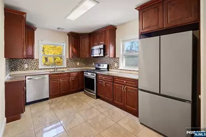 30 Clarendon Place, Hackensack, NJ 07601 - Photo 24