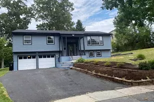 352 Maplewood Dr, Paramus, NJ 07652 - Photo 1