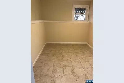 352 Maplewood Drive, Paramus, NJ 07652 - Photo 22