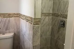 352 Maplewood Dr, Paramus, NJ 07652 - Photo 16