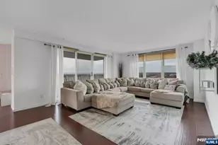 555 North Ave 17S, Fort Lee, NJ 07024 - Photo 6