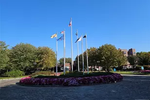 603 Franklin Ct L603, Edgewater, NJ 07020 - Photo 4