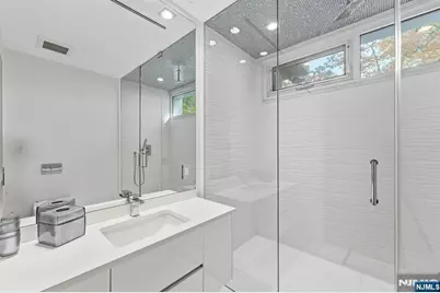 31A Casta Lane, Edgewater, NJ 07020 - Photo 16