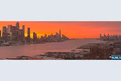 6010 Boulevard East, West New York, NJ 07093 - Photo 4