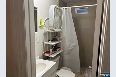 40 Poplar Street, Lodi, NJ 07644 - Photo 12