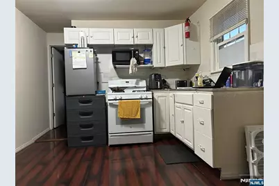 40 Poplar Street, Lodi, NJ 07644 - Photo 4