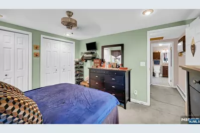 31 Hamilton Street, Bloomingdale, NJ 07403 - Photo 24