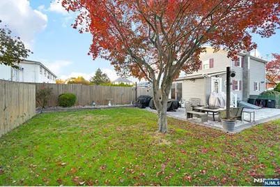 31 Hamilton Street, Bloomingdale, NJ 07403 - Photo 40