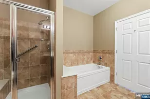 6 Cliff Road D2, Woodland Park, NJ 07424 - Photo 18