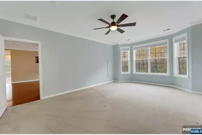 6 Cliff Road D2 #D2, Woodland Park, NJ 07424 - Photo 14