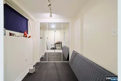 1585 Bergen Boulevard, Leonia, NJ 07605 - Photo 50