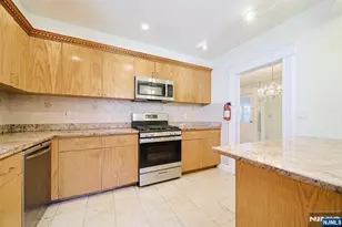 1585 Bergen Blvd 1, Leonia, NJ 07605 - Photo 18