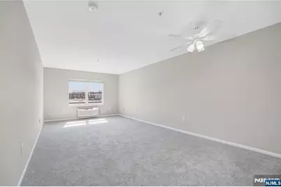 905 River Road 312 #312, Edgewater, NJ 07020 - Photo 4