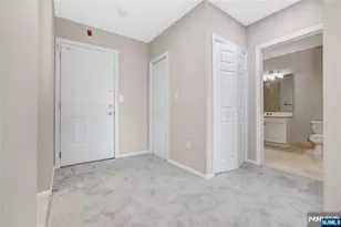 905 River Road 312, Edgewater, NJ 07020 - Photo 32