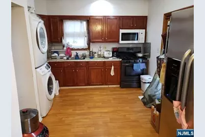 236 E Palisades Boulevard, Palisades Park, NJ 07650 - Photo 6