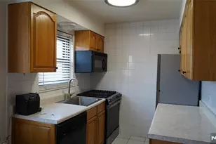 403 Anderson Ave 4 B, Fairview, NJ 07022 - Photo 4