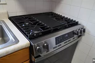 403 Anderson Ave 4 B, Fairview, NJ 07022 - Photo 6