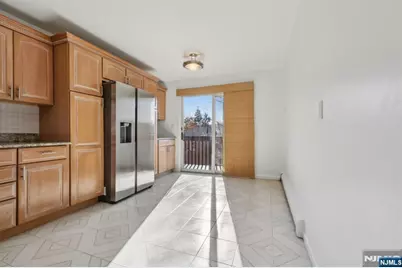 336 E Columbia Avenue 1 #1, Palisades Park, NJ 07650 - Photo 10