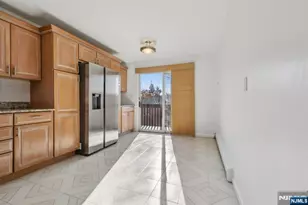 336 E Columbia Ave 1, Palisades Park, NJ 07650 - Photo 10