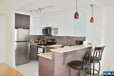 2200 Central Road 7C #7C, Fort Lee, NJ 07024 - Photo 4