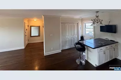 1495 E Terrace Circle 6 #6, Teaneck Township, NJ 07666 - Photo 16