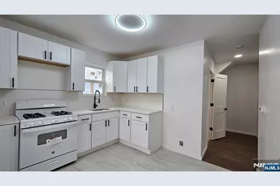 19 Florence Street 2 #2, Englewood, NJ 07631 - Photo 2
