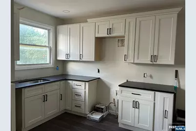 92 Harrison Place, Irvington, NJ 07111 - Photo 2