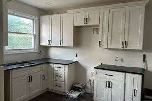 92 Harrison Pl, Irvington, NJ 07111 - Photo 2