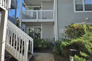 2 Markham Cir, Englewood, NJ 07631 - Photo 2