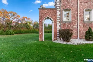 24 Tulip Tree Ln, Alpine, NJ 07620 - Photo 48